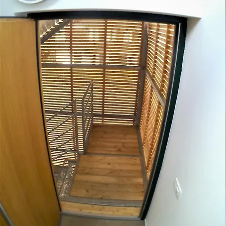 Apartma 20