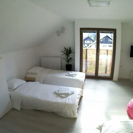 Apartma 20 * بليد